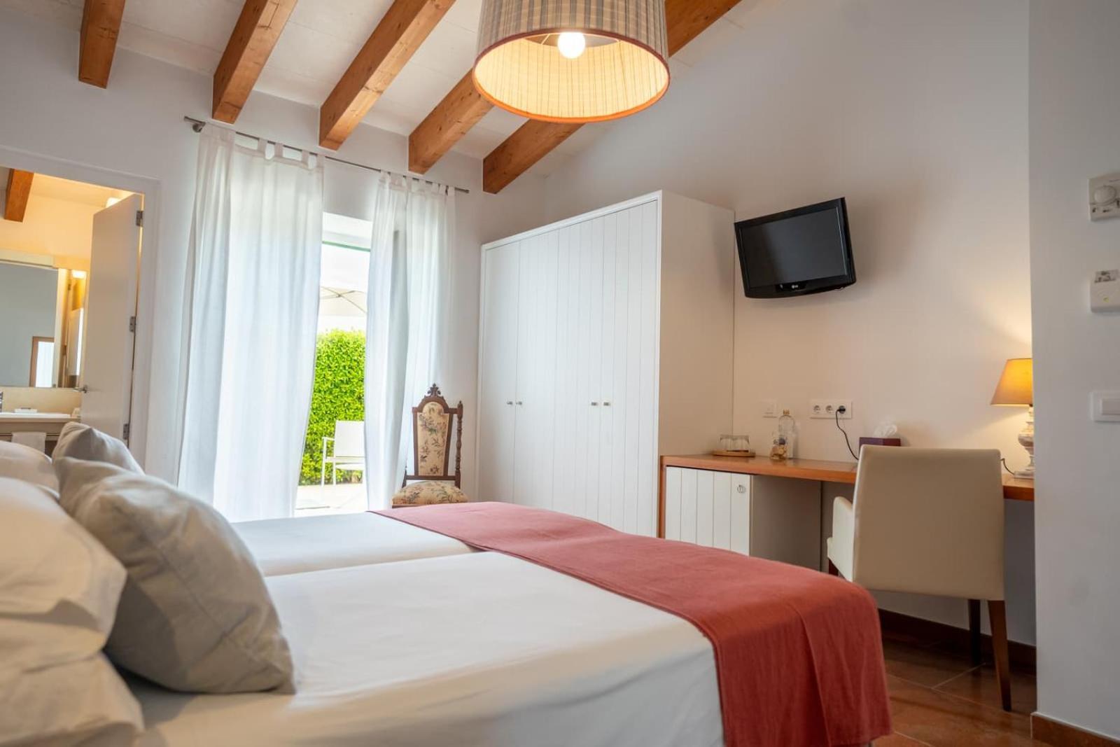 Hotel Rural Binigaus Vell Es Migjorn Gran Eksteriør bilde